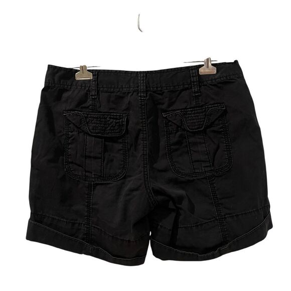 3 for $30! Calvin Klein black cargo shorts. Size 4 - Picture 8 of 8